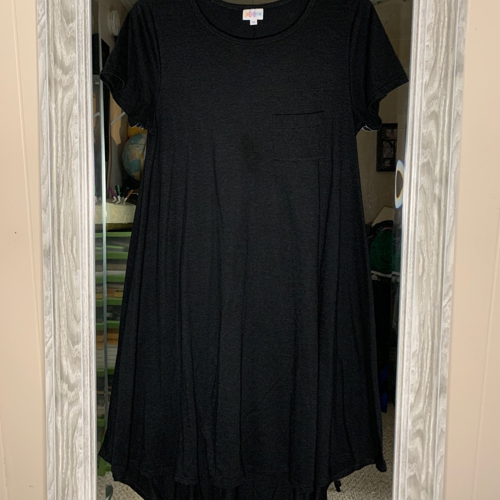 Medium LuLaRoe Carly Black Dress